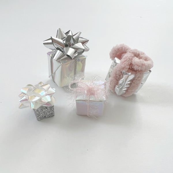 Image of Blush, Iridescent and Silver Christmas Present Bundle