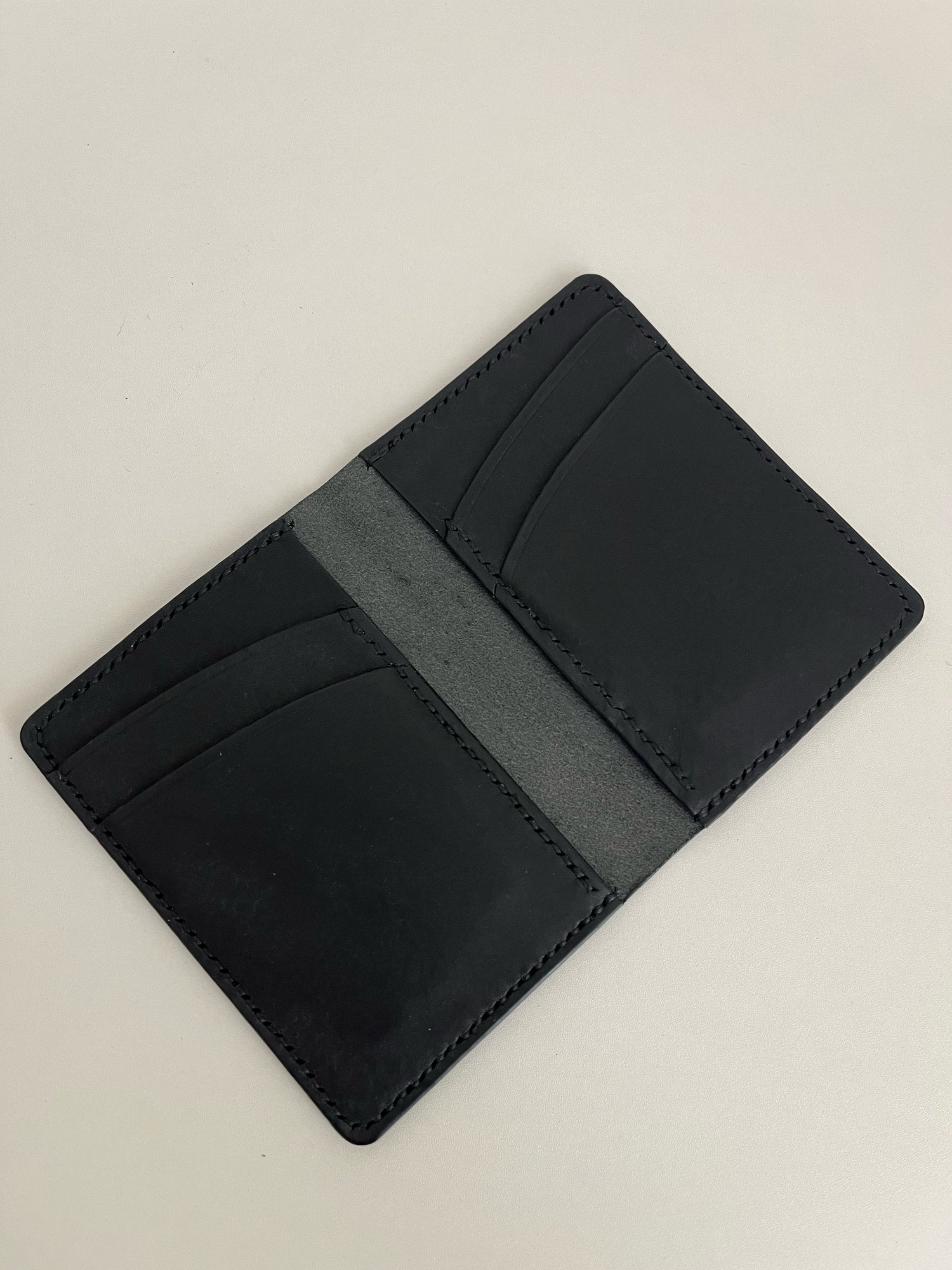 Image of Black Pueblo Vertical Cardholder 