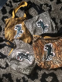 Image 7 of Leopard print panther patch large shoulder bag