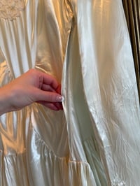 Image 10 of 1940s Satin Art Deco