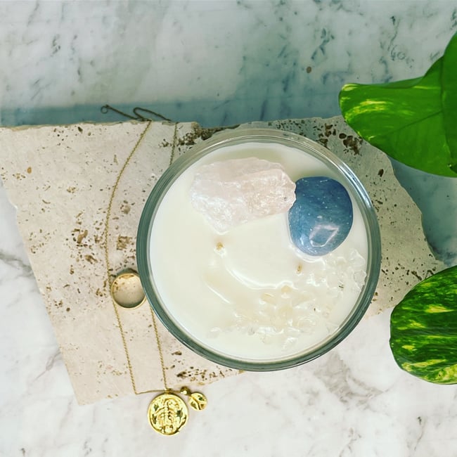 Zodiac Crystal Infused Candle 450g - CANCER  **ONLY 10 AVAILABLE**