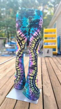 Image 3 of Hypno Twist