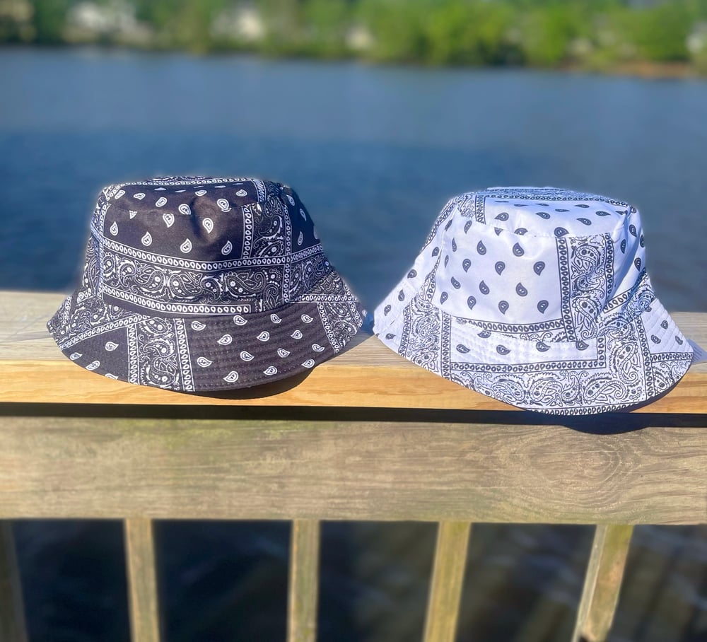 Image of BANDANA BUCKET HATS 