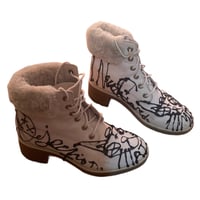 Image 1 of 1 OF 1 RIP MEEKA SIZE EU 40 (10) TIMBERLAND BOOT HEELS
