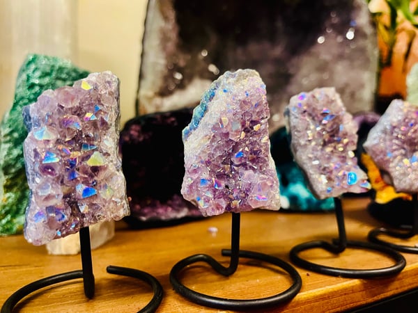 Image of Amethyst aura on stand 