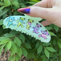 GREEN DANCING BEARS HAIR CLAW