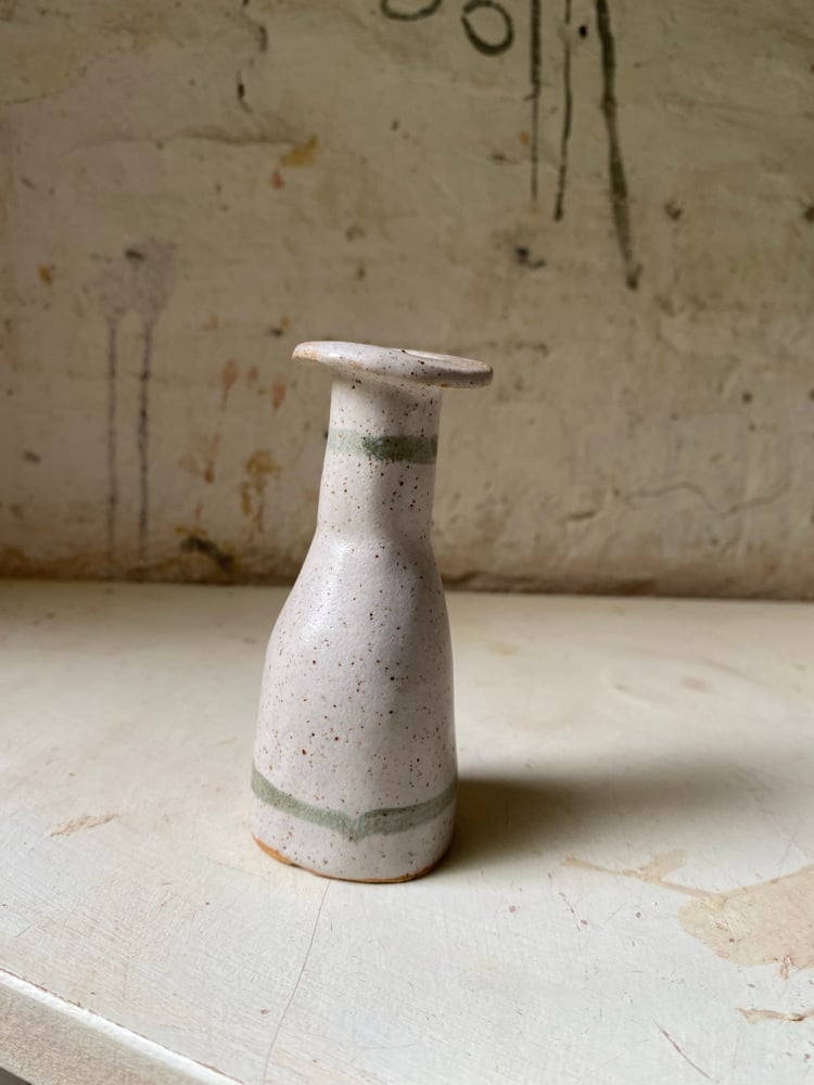 Squat Bottle (green line) Image 4