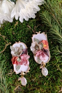 Image 4 of Etheral Blooms I