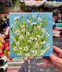 Image 4 of Daisy Bunch