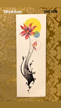 Image 2 of Falling flower 16x44 cm 