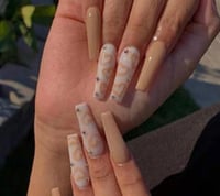 Image 2 of Nails - Long (Caramel Color Design)