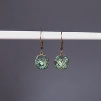 Image 2 of Boucles d’oreille dormeuses pendantes cristal vert