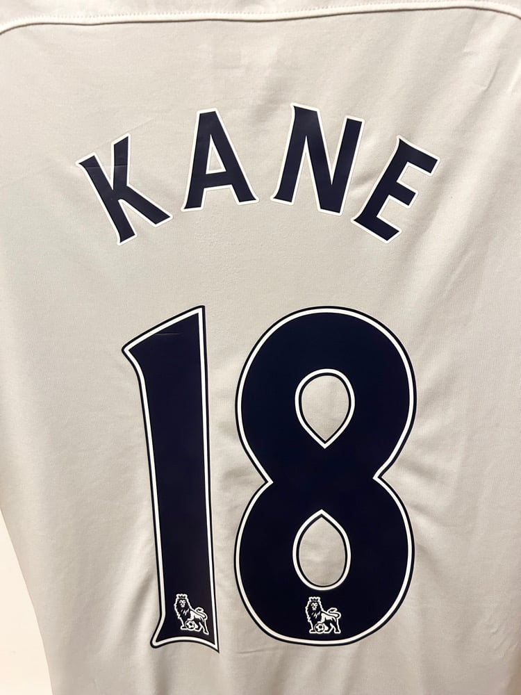 Image of PRE ORDER: Tottenham Hotspue “KANE 18” 2014/15 Home Shirt + PL patches (L)