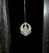Outhouse pendant