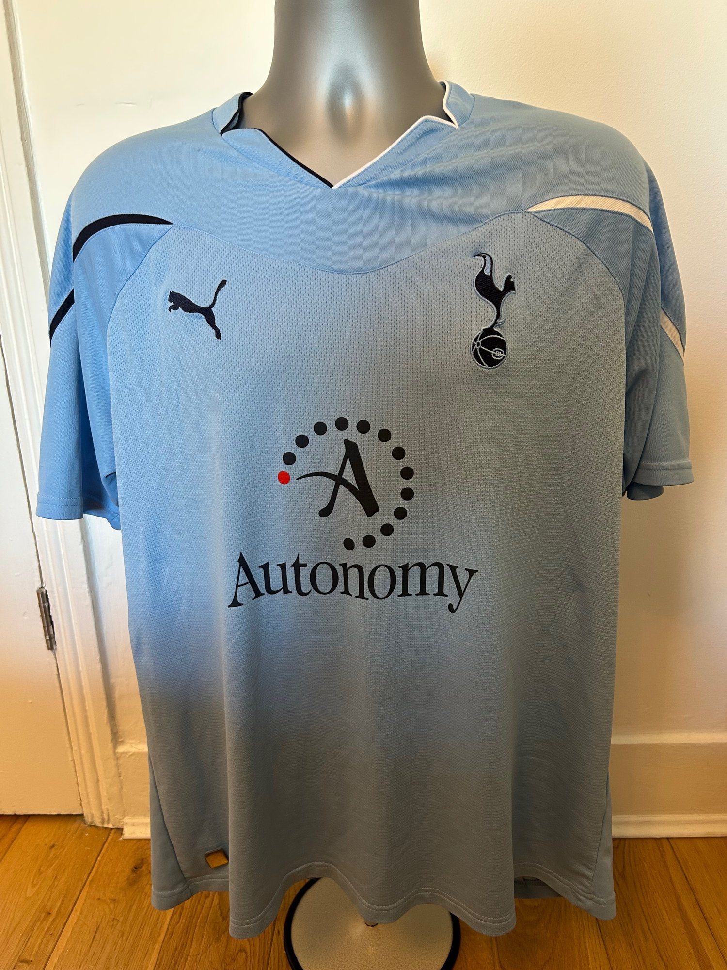 Image of Tottenham Hotspur “BALE 3” 2010/11 Away Shirt + PL patches (XL) 