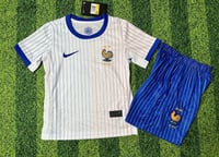 France Kit White