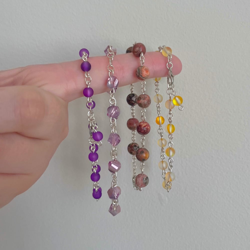 Image of hand-beaded chain bracelet