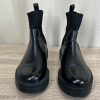 Image 3 of BLONDO black genuine leather ankle combat boots