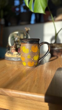 Image 6 of Pumpkin mug 04