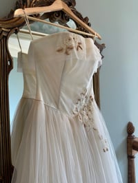 Image 14 of 1950s Sophisticated Set 