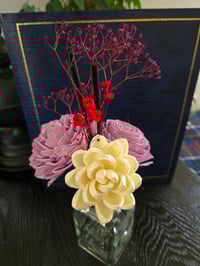 Image 4 of Roped Crown Jewel and Purple Flush Floral Reed Diffuser