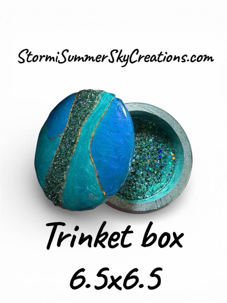 Image of Teal,Blue,and Gold Round Trinket Box