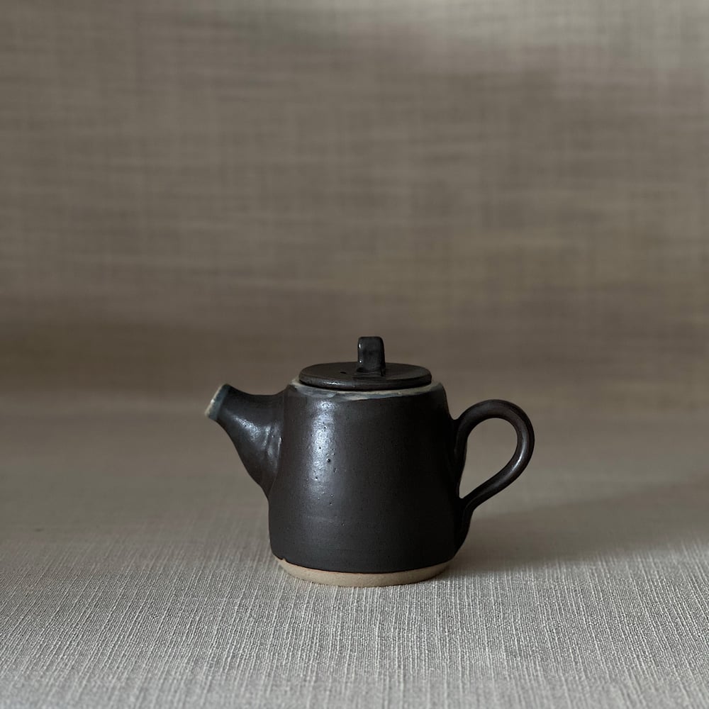 Image of ECLIPSE SMALL TEAPOT 