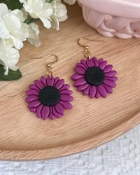 Image 3 of African Daisy Purple Earrings 
