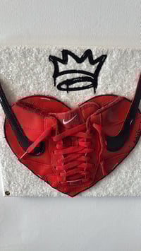 Image 3 of Royal Sole - Crown 