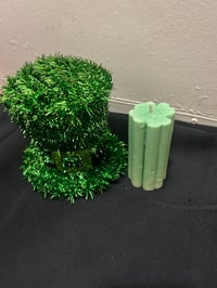 Image 3 of clover mold/pinch me!