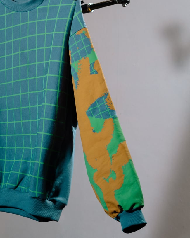 Pullover All Over the Place Signals From Afar BLUE