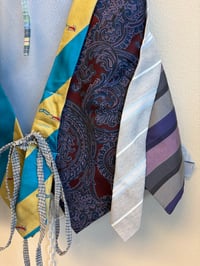 Image 14 of Tie top, happy day (xs-l)