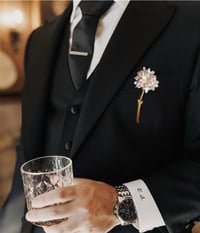 Image 1 of Broche/Prendido de biznaga para el novio