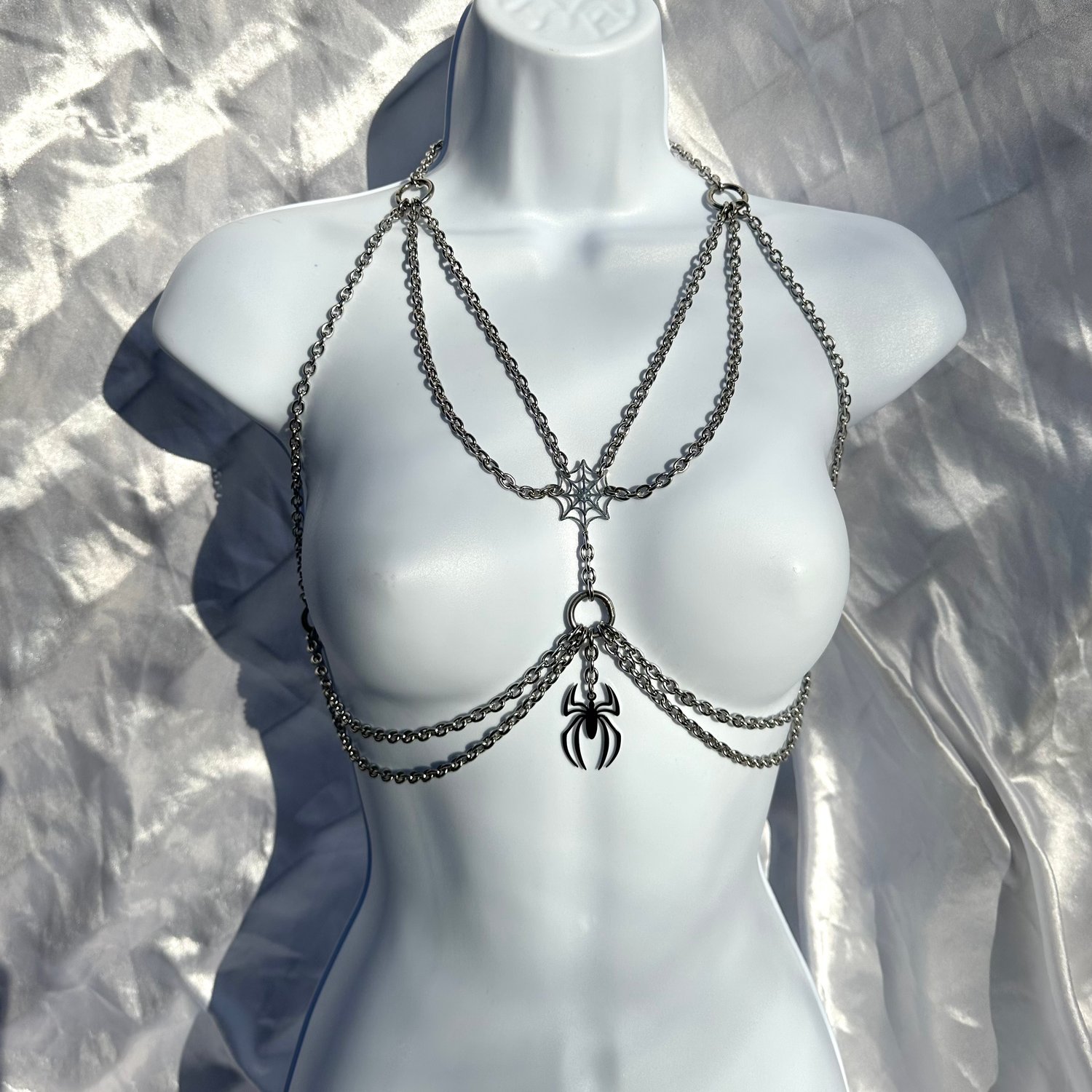 Image of Steel Spider Chain Harness 