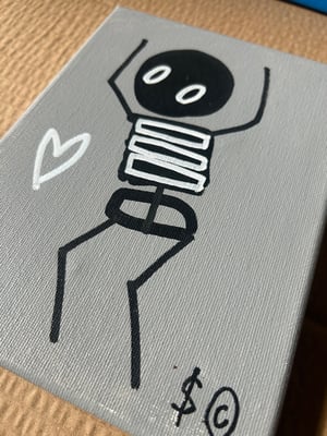 Image of Grey Skel Right 