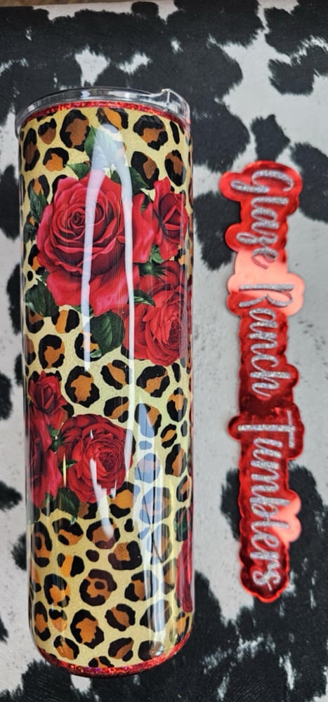 Image of 30 oz Red floral cheetah
