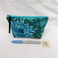 Image 1 of William Morris Standing Pouch No.13