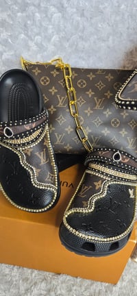 Image 2 of Size 10 black & classic 2tone Crocs w/ hat & Cuzzins crossbody 