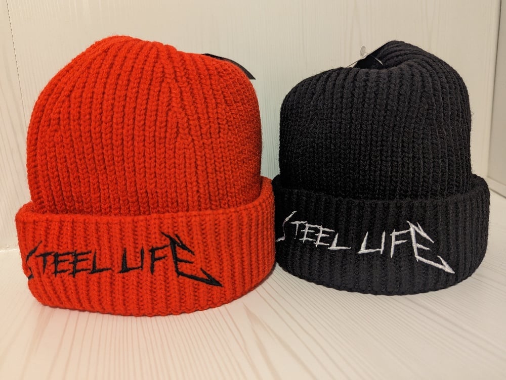 METAL LOGO BEANIE 