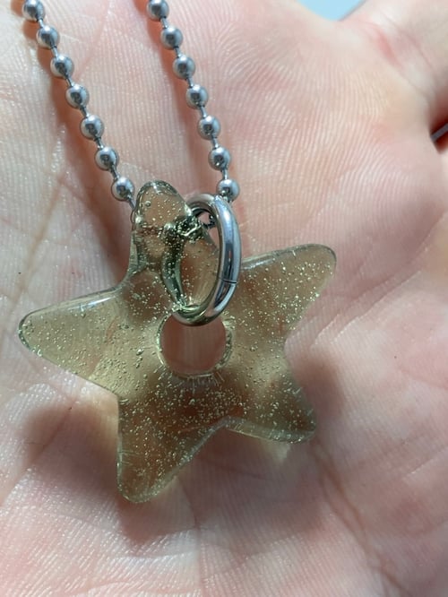 Image of seedy green star