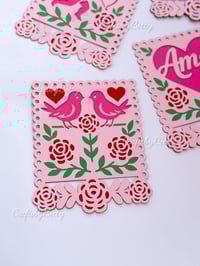 Image 3 of PAPEL PICADO SAN VALENTIN SVG / ARCHIVO DIGITAL