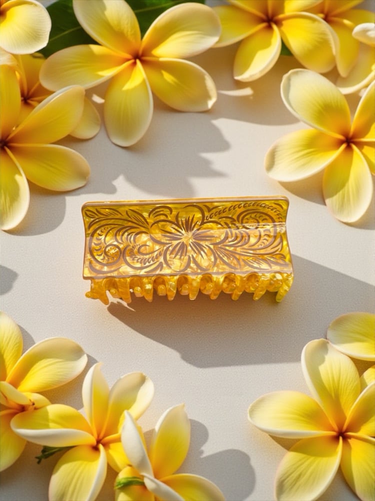 Image of Plumeria Hawaiian Heirloom Bracelet Claw Clip