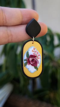 Image 4 of Fleur De Cadre 