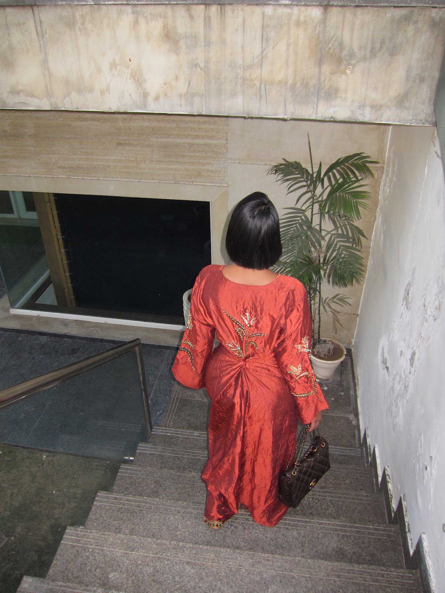Image of SILKY FLORAL BEADED TUNIC (M/L)