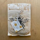 Image 4 of Bumblebee oven glove