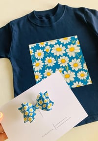 Image 2 of pre order Daisy tee 