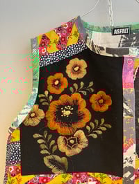 Image 2 of Lady and the cat (m/l)