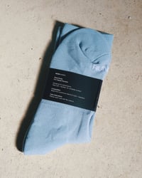 Image 2 of The Pace Socks (Teal)