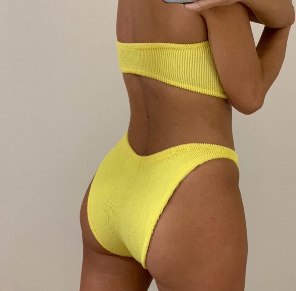 Image of Ring Bandeau Crinkle Bikini In Yellow