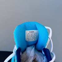 Image 3 of size: 9/10.5W uk8.5 eu42.5 cm27.5